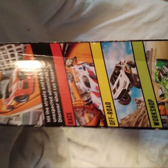 Hot Wheels Speedy Pizza Playset I have another hot wheels listed and I'll bundle - Picture 3 of 4